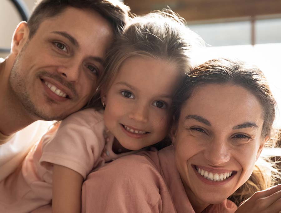 ВНЖ Испании через воссоединение семьи